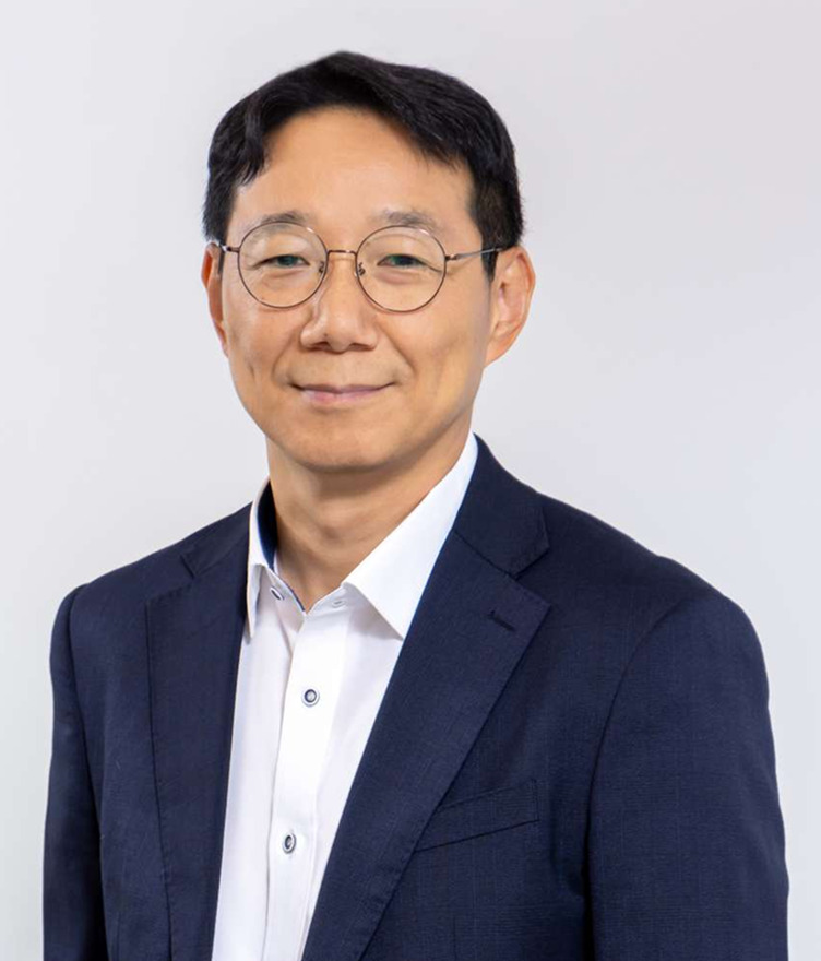 Jin Su Son